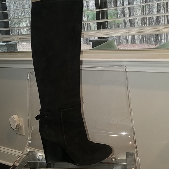 Knee high black suede boots - Picture 3 of 6